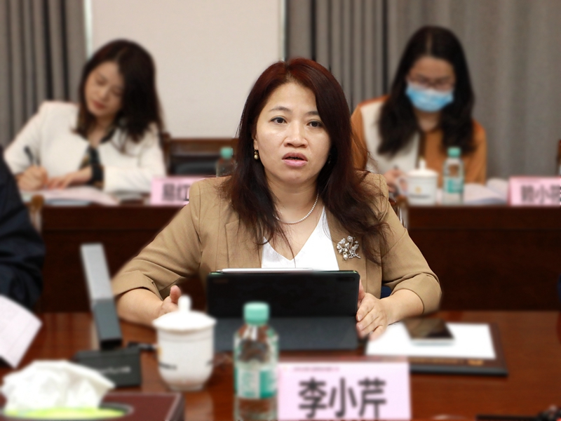 2.李小芹.JPG